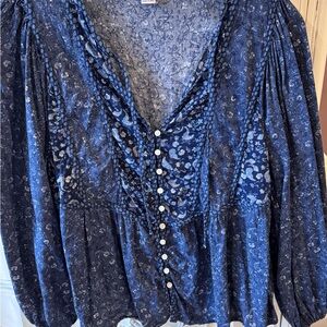 Old Navy Navy Paisley Button-Front Blouse
